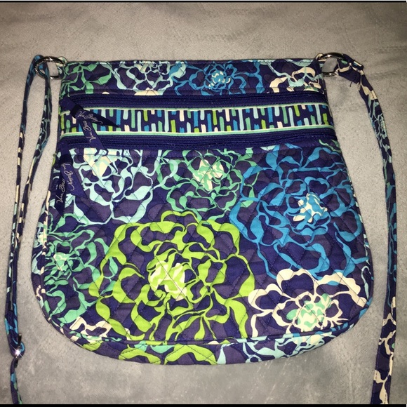 Vera Bradley Triple Zip Hipster Bag - Picture 1 of 6